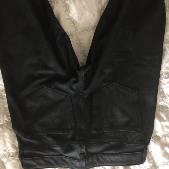 🌸Textured black pants - Picture 2 of 4